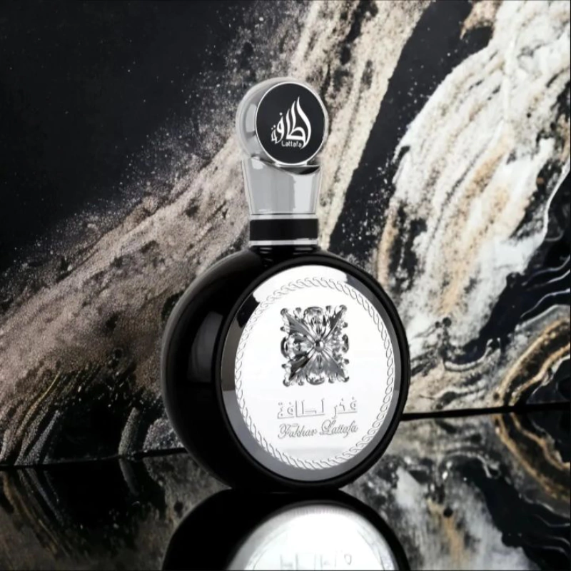 Lattafa Fakhar Black EDP 100ml Masculino - Imagem 3